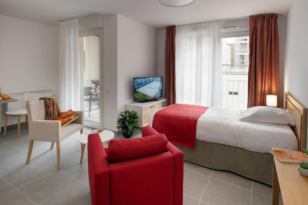 Aparthotel Domitys La Badiane Marsiglia Esterno foto